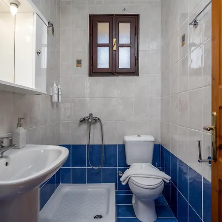 Ilioni Holiday home